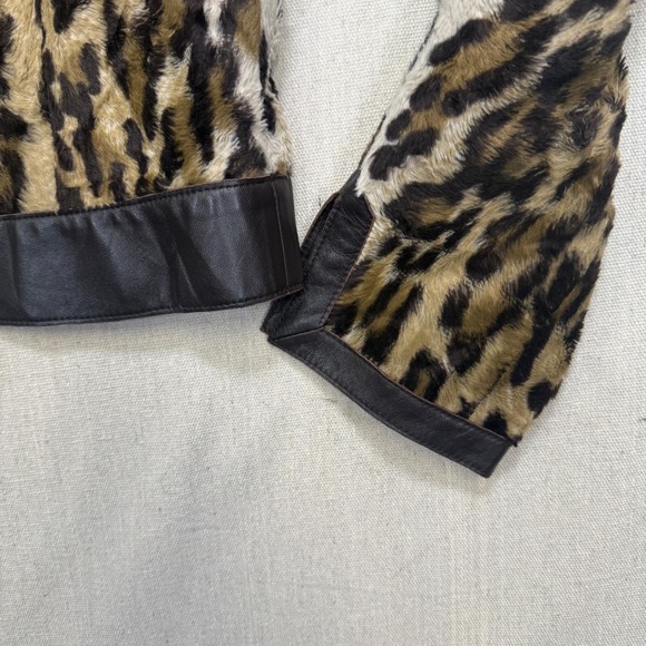Doncaster Leopard Print Faux Fur Leather Trim Jacket - Picture 4 of 11